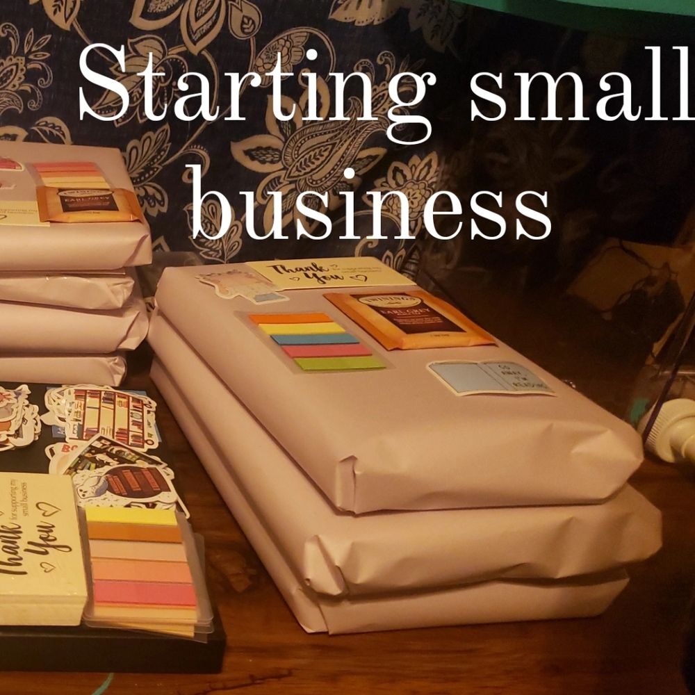 Small Bookstore emmabearsbooks.etsy.com